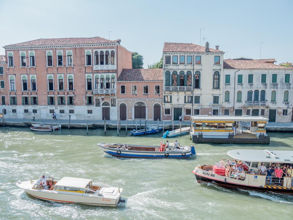 Luxury Apartment On Grand Canal By Wonderful Italy Венеция Экстерьер фото